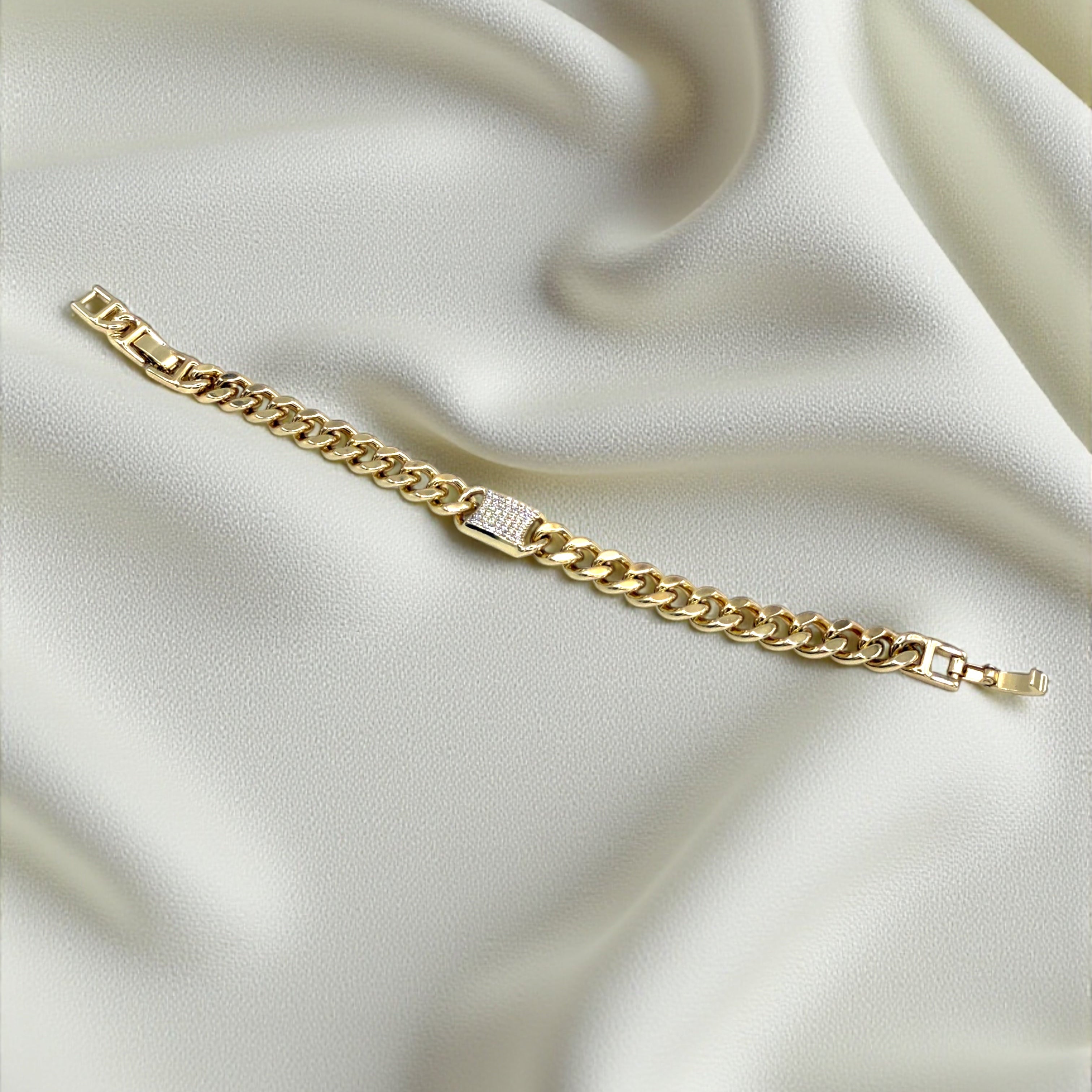 Berlin Bold Bracelet