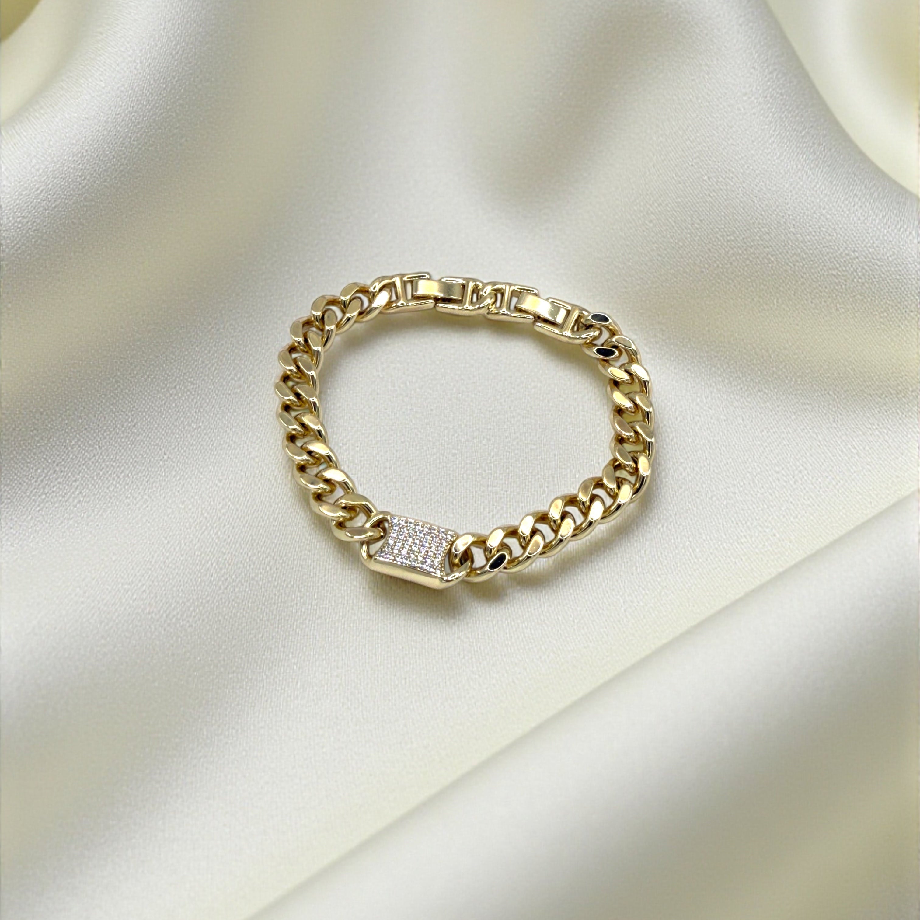 Berlin Bold Bracelet